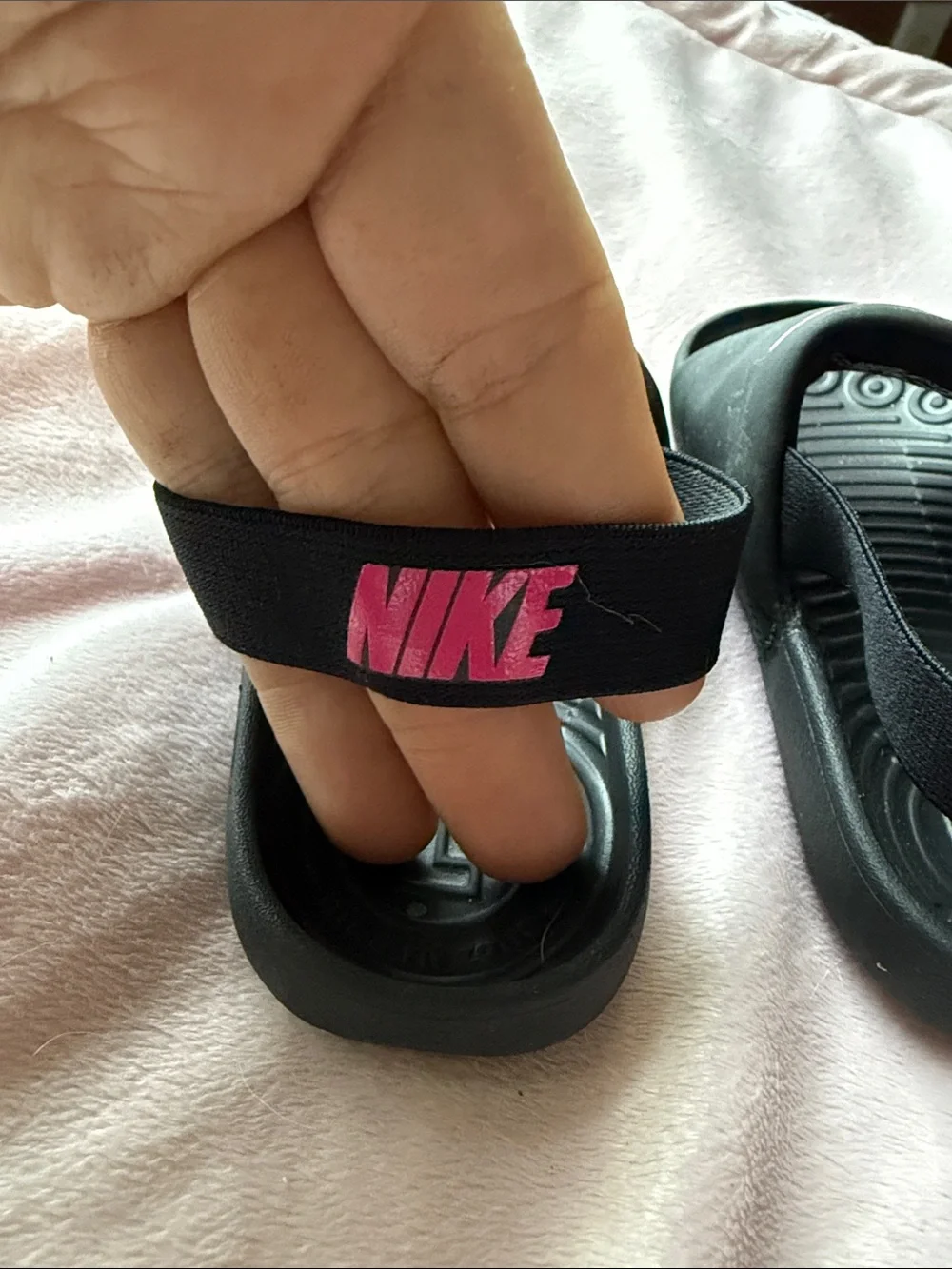 Nike Women’s Black Slides with Hot Pink Swoosh